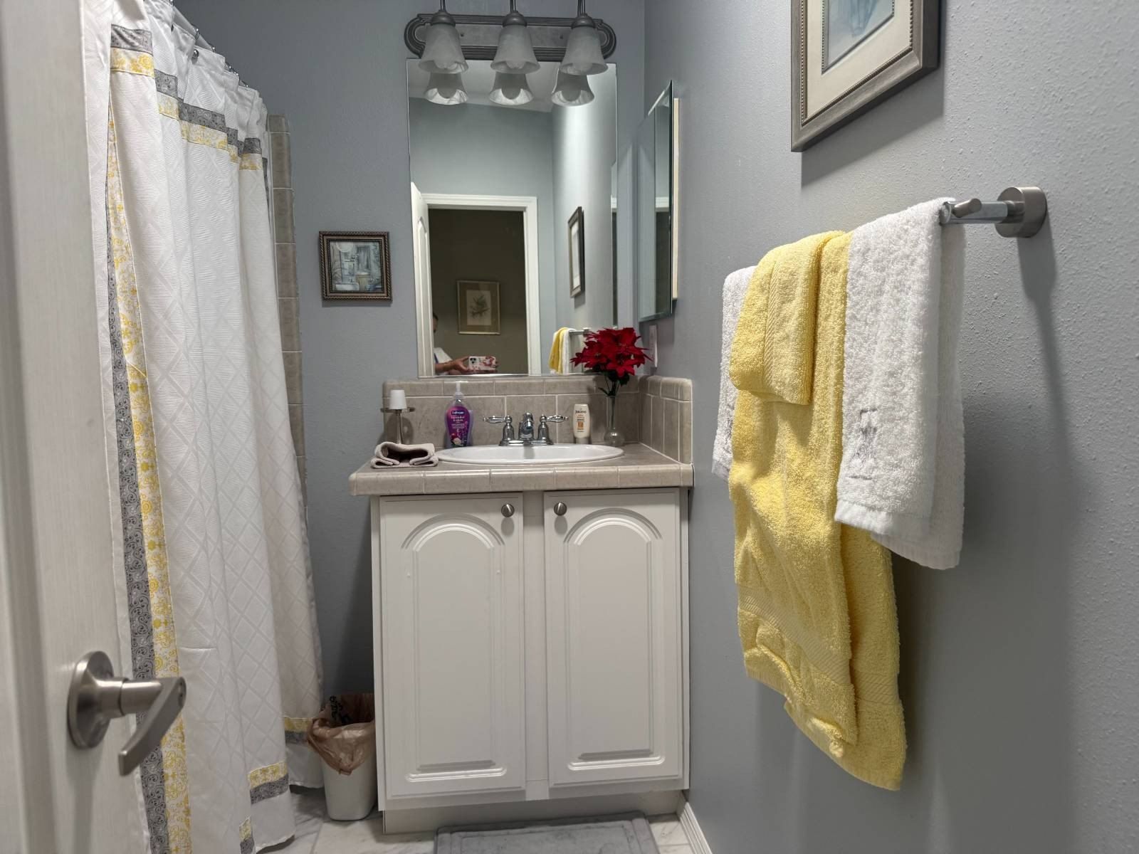 8832 Nautilus Dr. Tampa, FL 33635