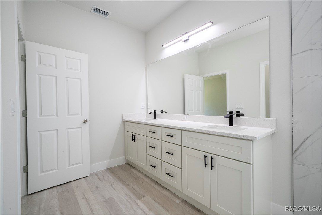 8814 N Circular Way. Citrus Springs, FL 34434