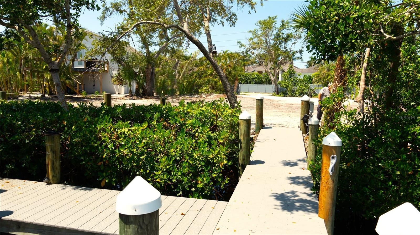 7233 Midnight Pass Road. Sarasota, FL 34242