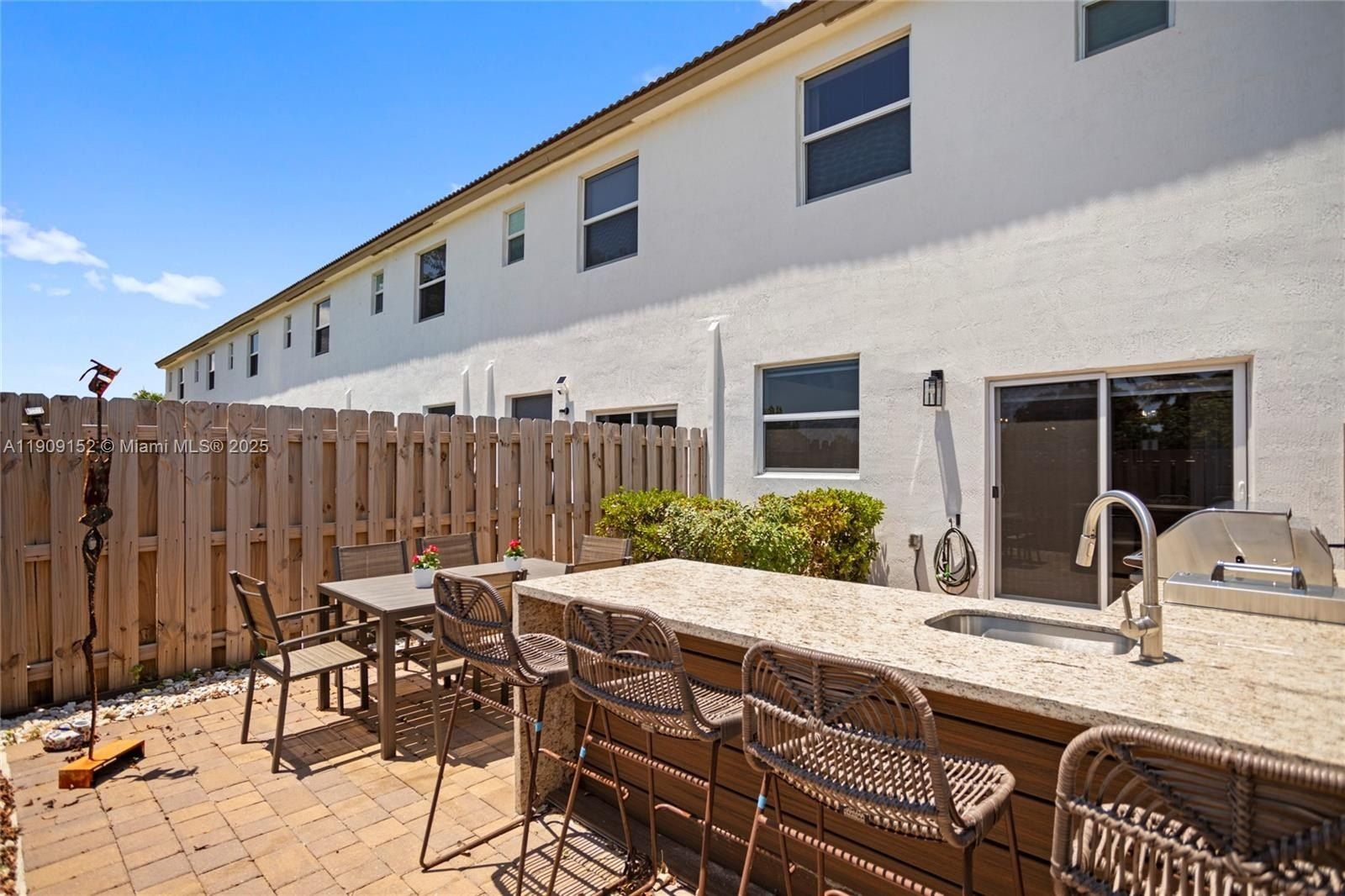 12317 Nw 23Rd Ct. Miami, FL 33167