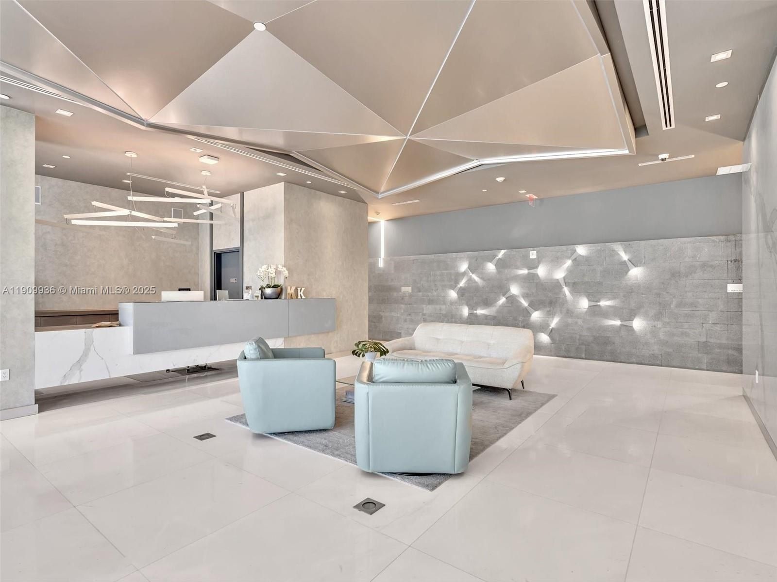 9940 W Bay Harbor Dr. Bay Harbor Islands, FL 33154