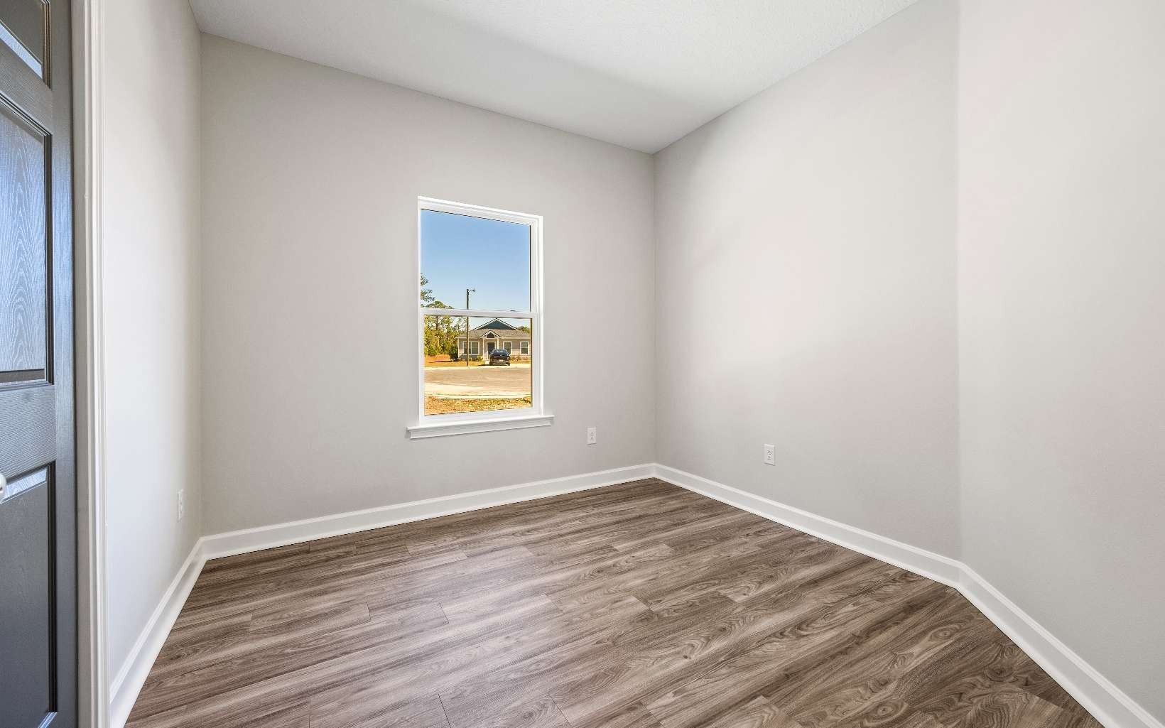 202 Nw Mesa St. Live Oak, FL 32064