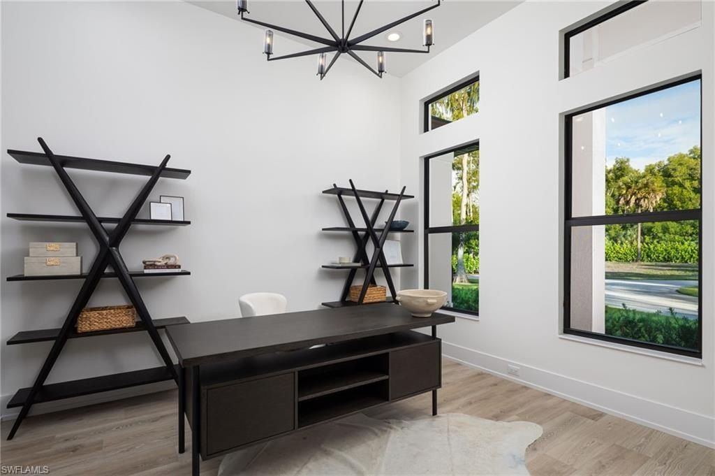 5772 Green. Naples, FL 34116