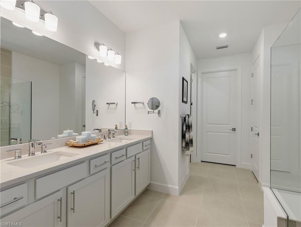 18364 Ridgeline. Estero, FL 33928