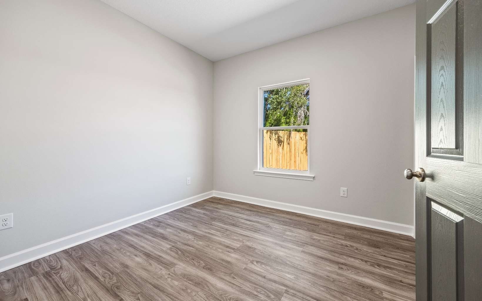 202 Nw Mesa St. Live Oak, FL 32064