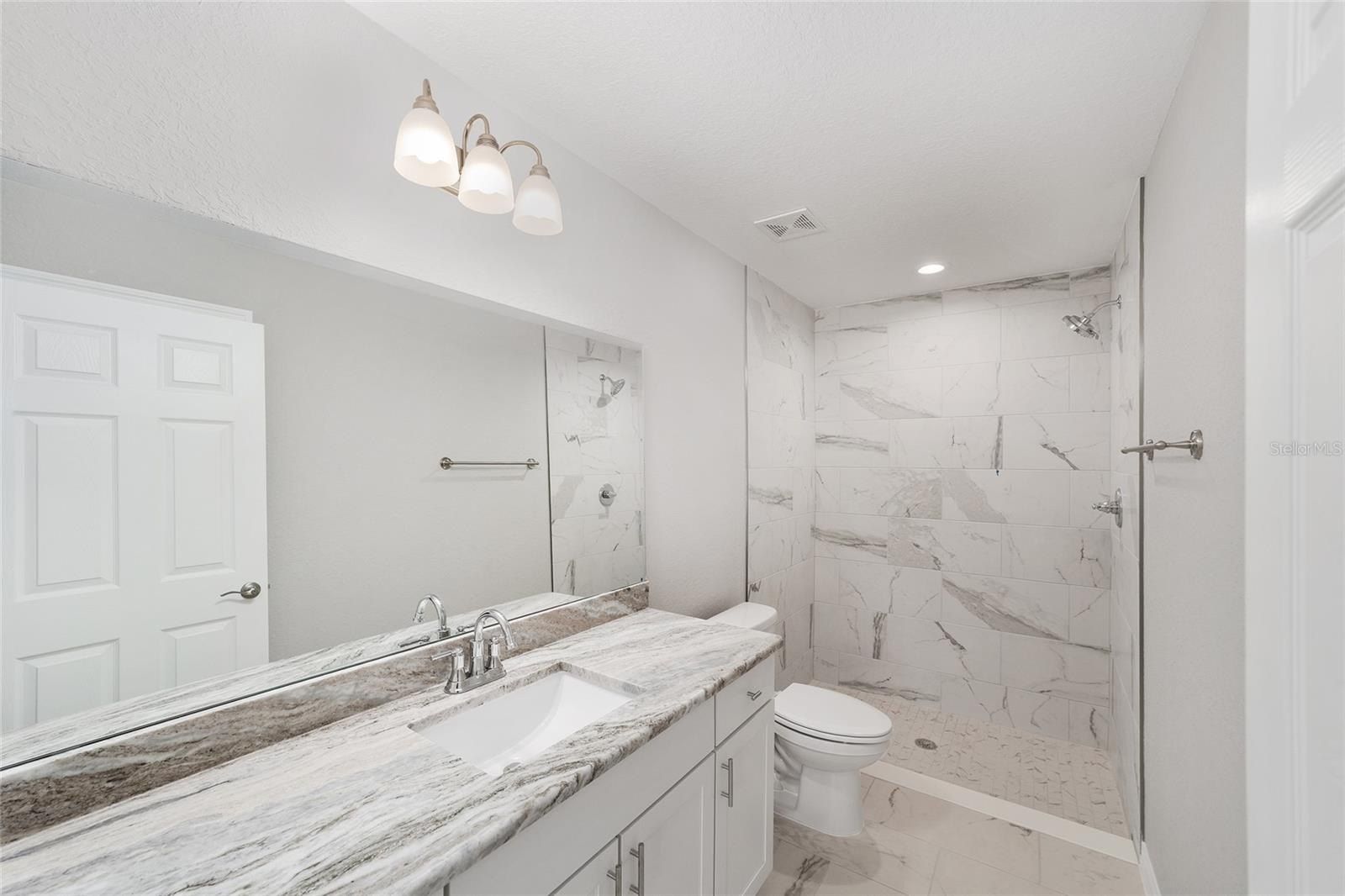 6727 N Waycross Way. Citrus Springs, FL 34433