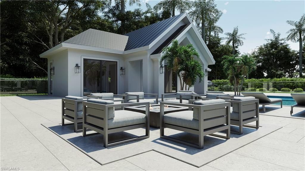 2145 Coach House. Naples, FL 34105