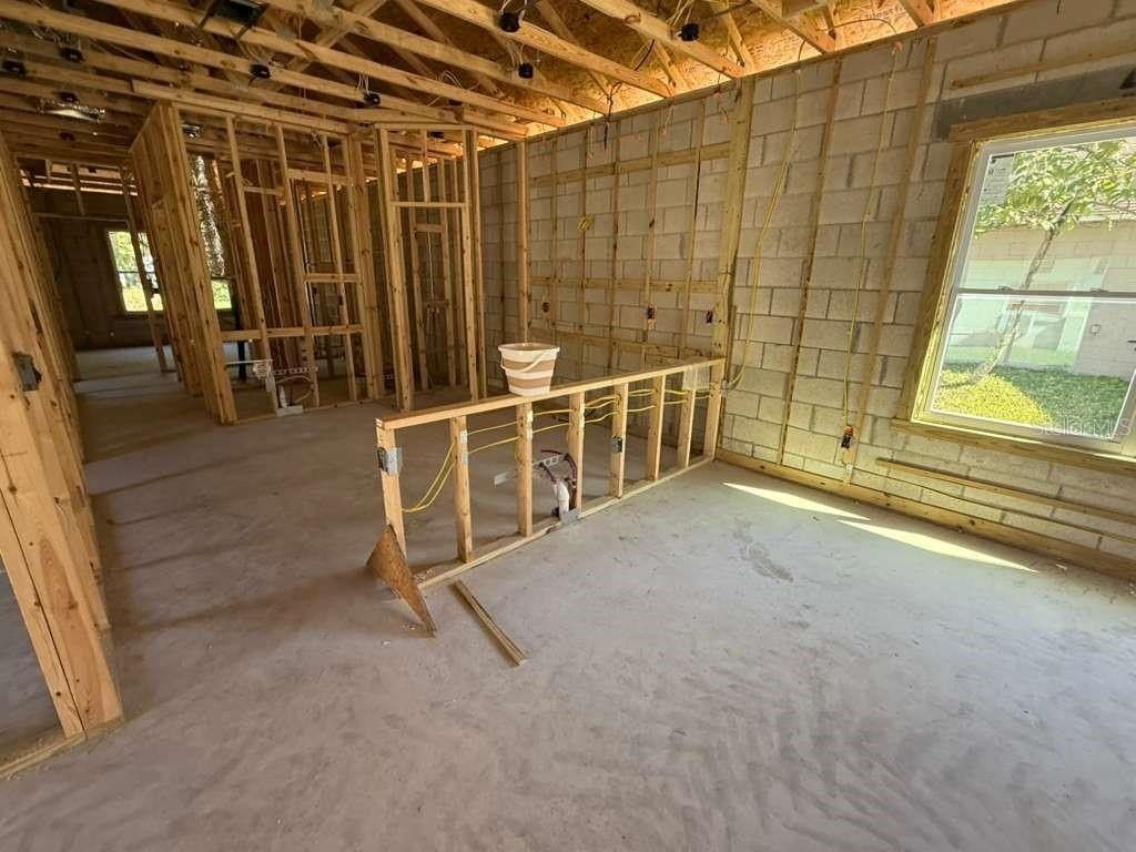 125 Pine Street. Orlando, FL 32824