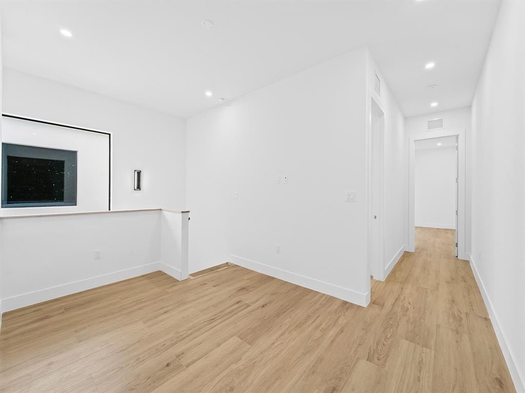 812 Se 12Th Street. Fort Lauderdale, FL 33316