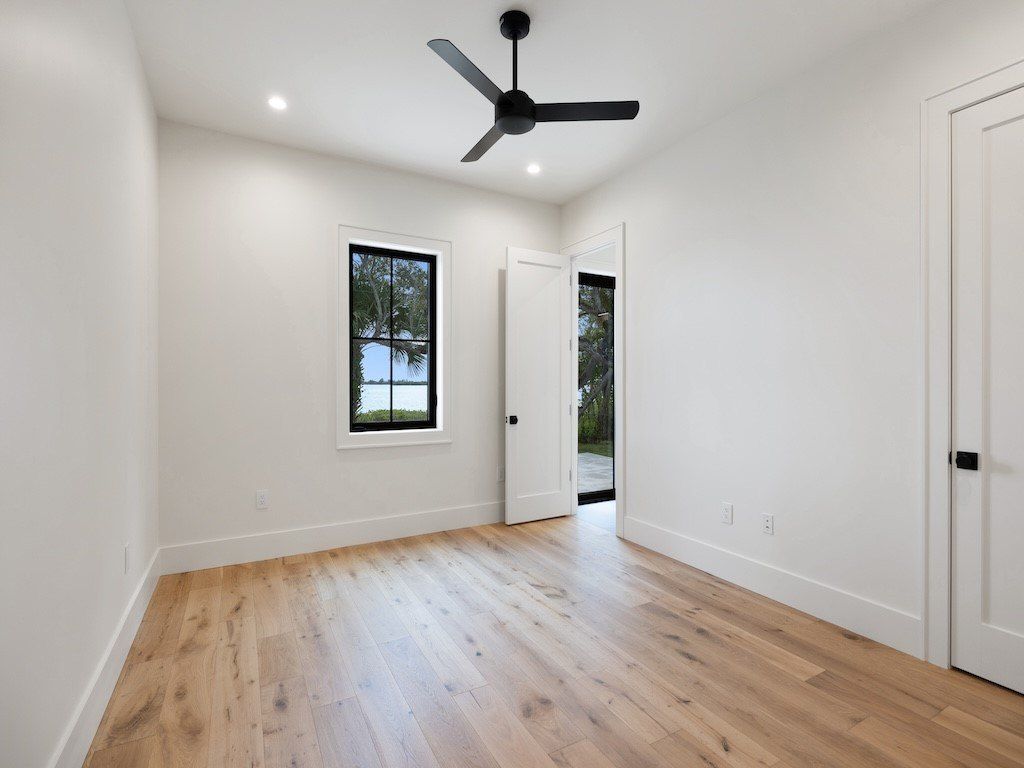 8680 Shore Lane. Vero Beach, FL 32967