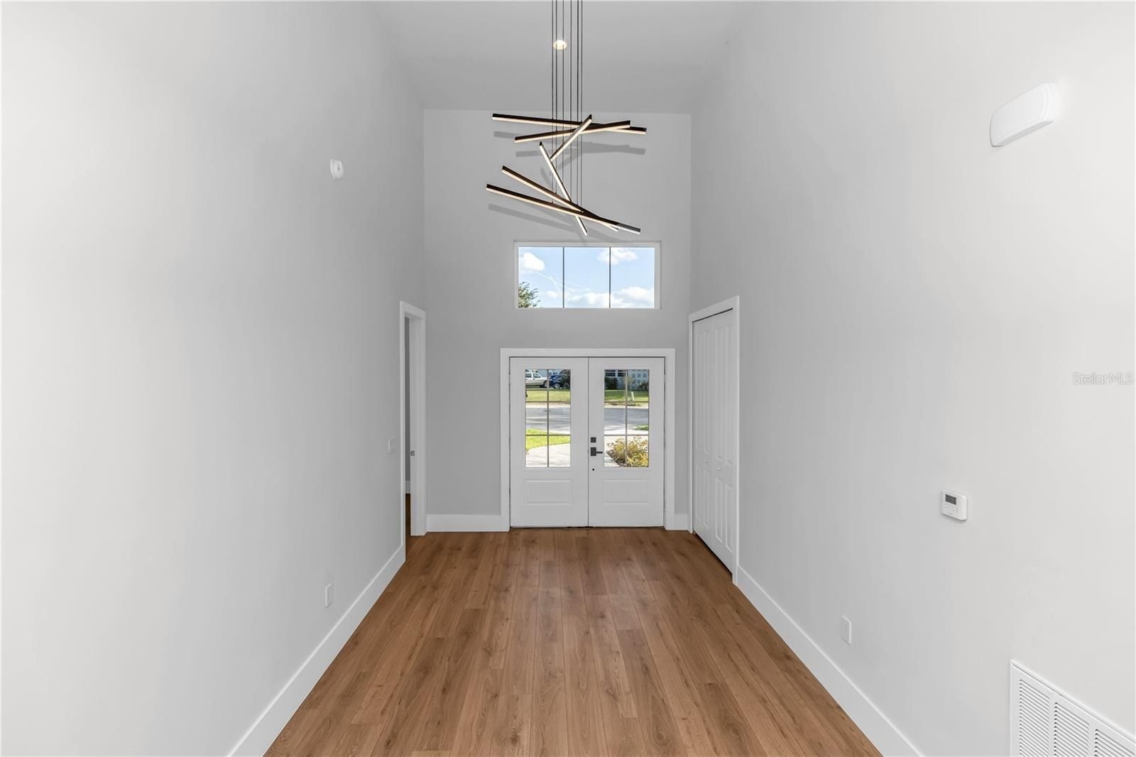 102 Bell Place. Winter Park, FL 32792