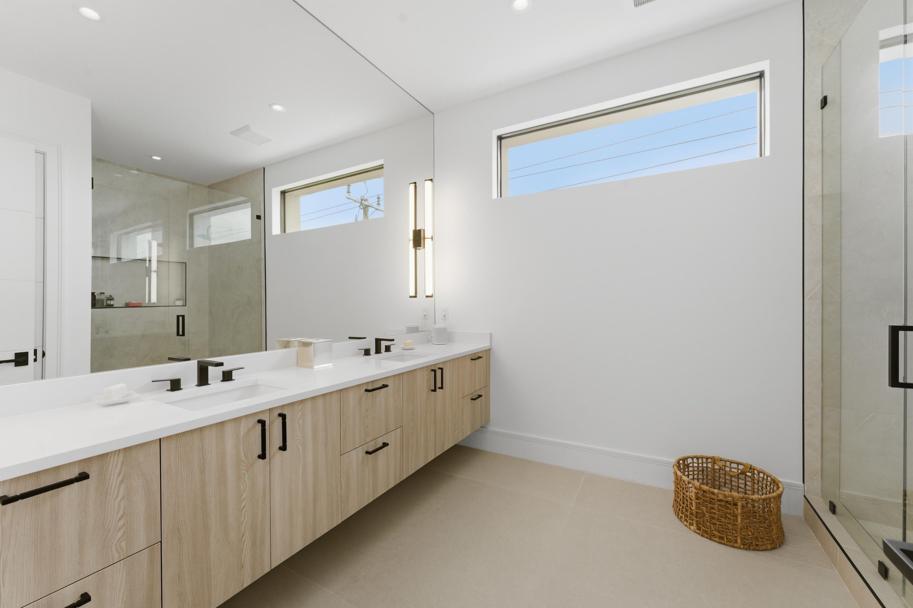 1959 Dock Street. West Palm Beach, FL 33401