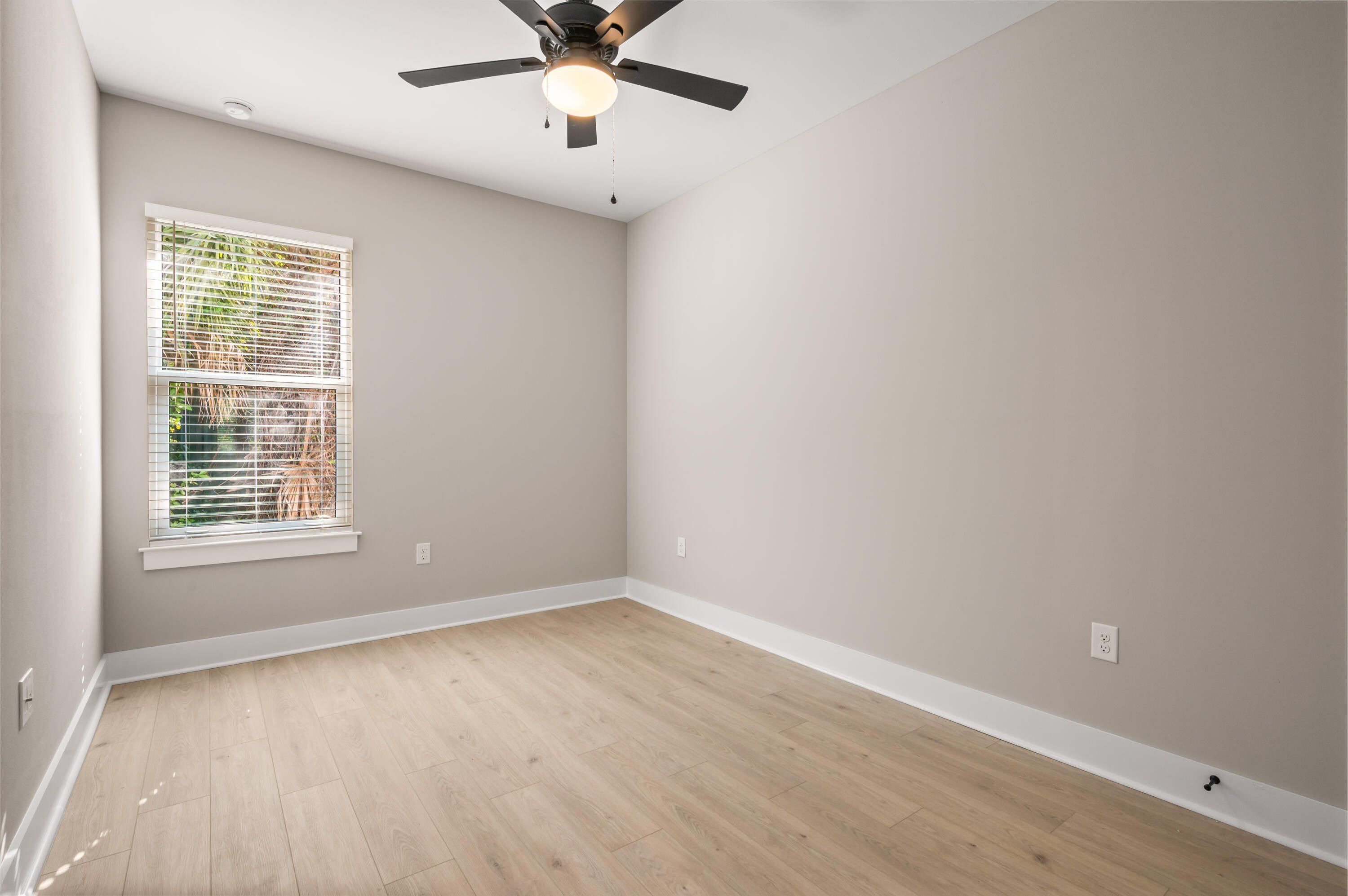 160 Westview Avenue. Valparaiso, FL 32580