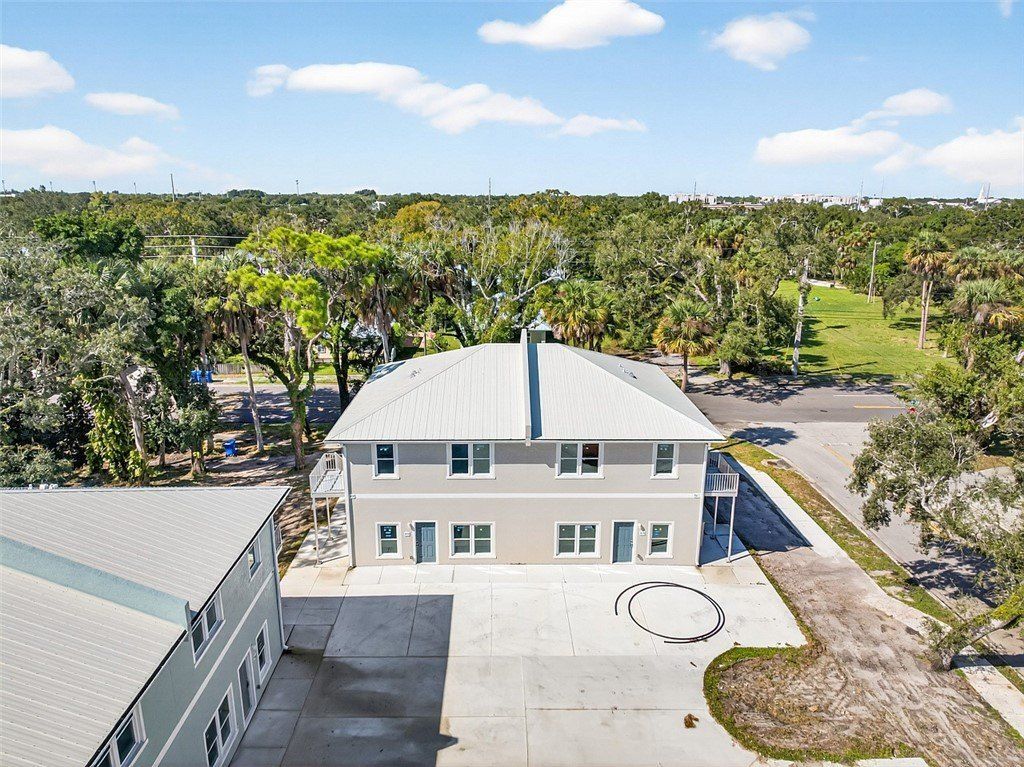 939 19Th Street. Vero Beach, FL 32960