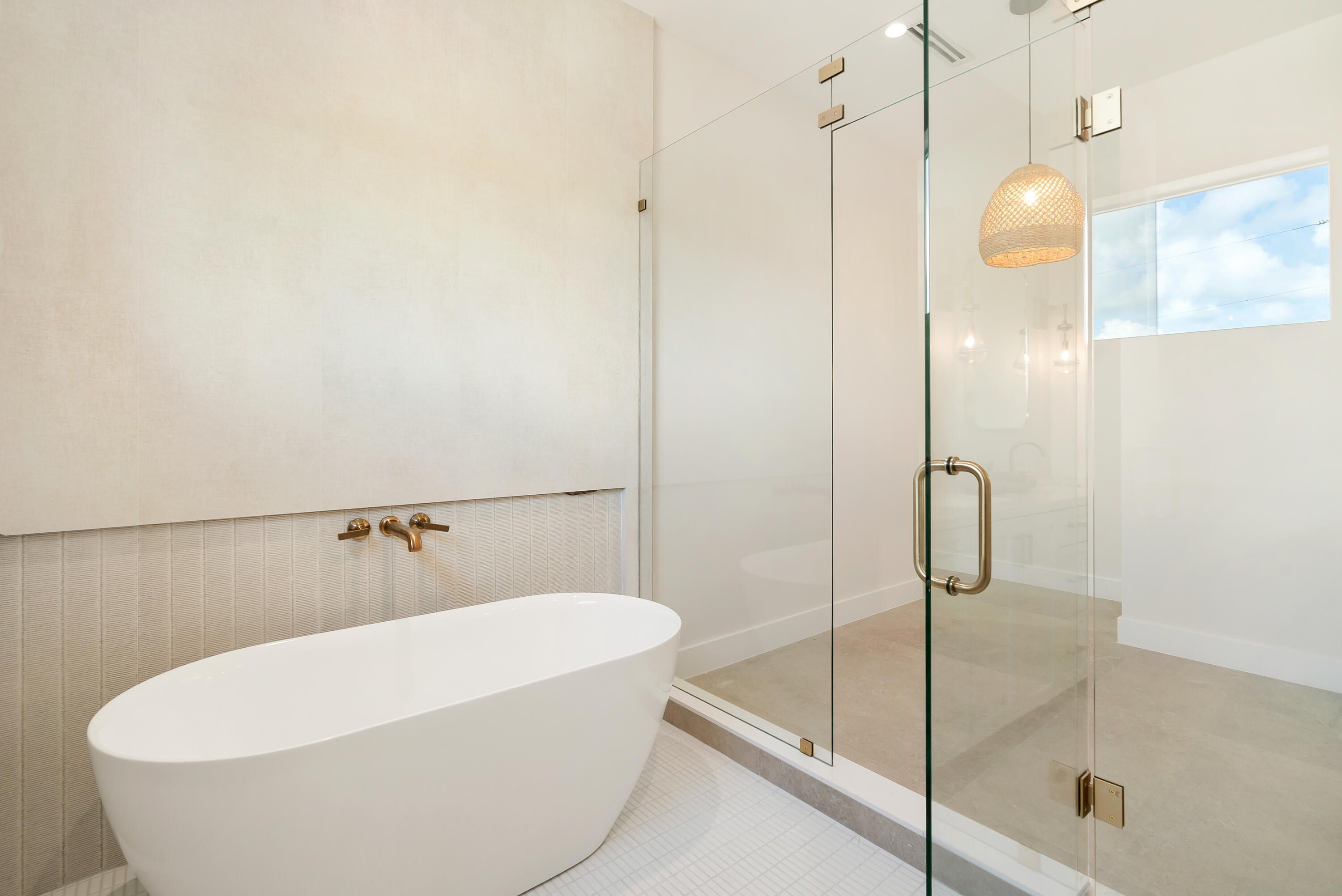 194 Buttonwood Lane. Islamorada, FL 33036