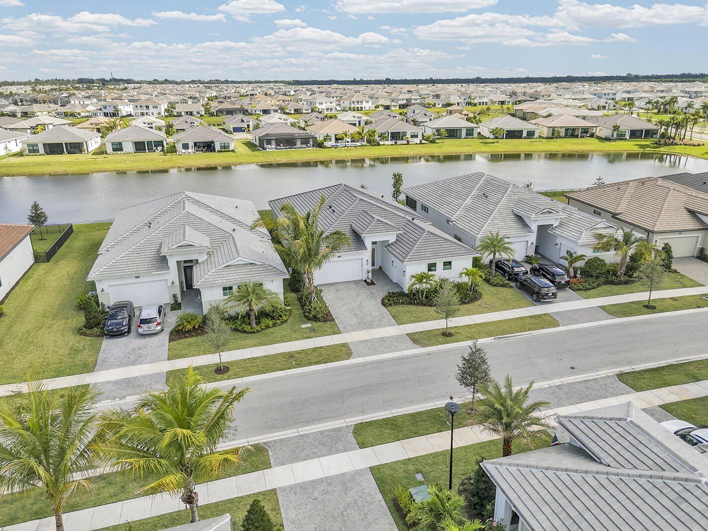 5320 Saint Armands Way. Westlake, FL 33470