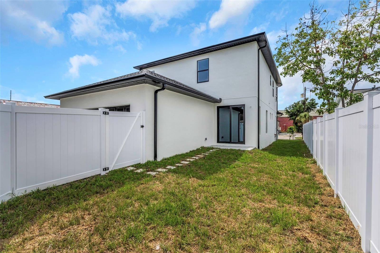 2328 W La Salle Street. Tampa, FL 33607