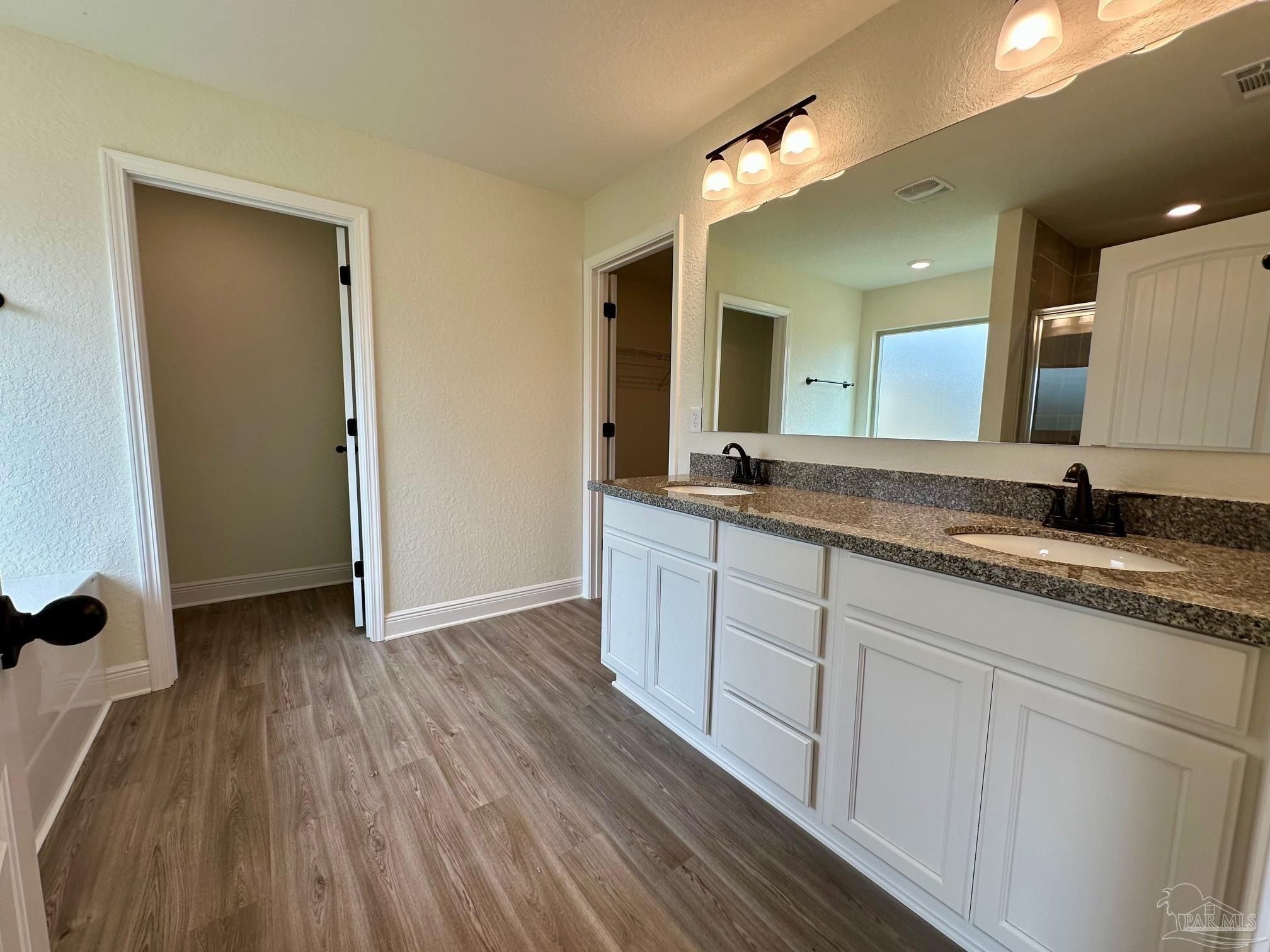 2439 Privet Berry Dr. Gulf Breeze, FL 32563