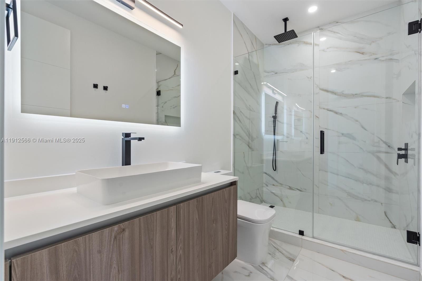 1814 Middle River Dr. Fort Lauderdale, FL 33305