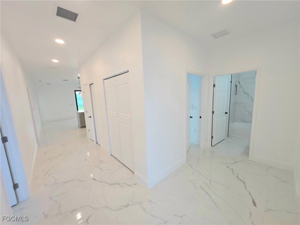 3248 Franklin Street. Fort Myers, FL 33916