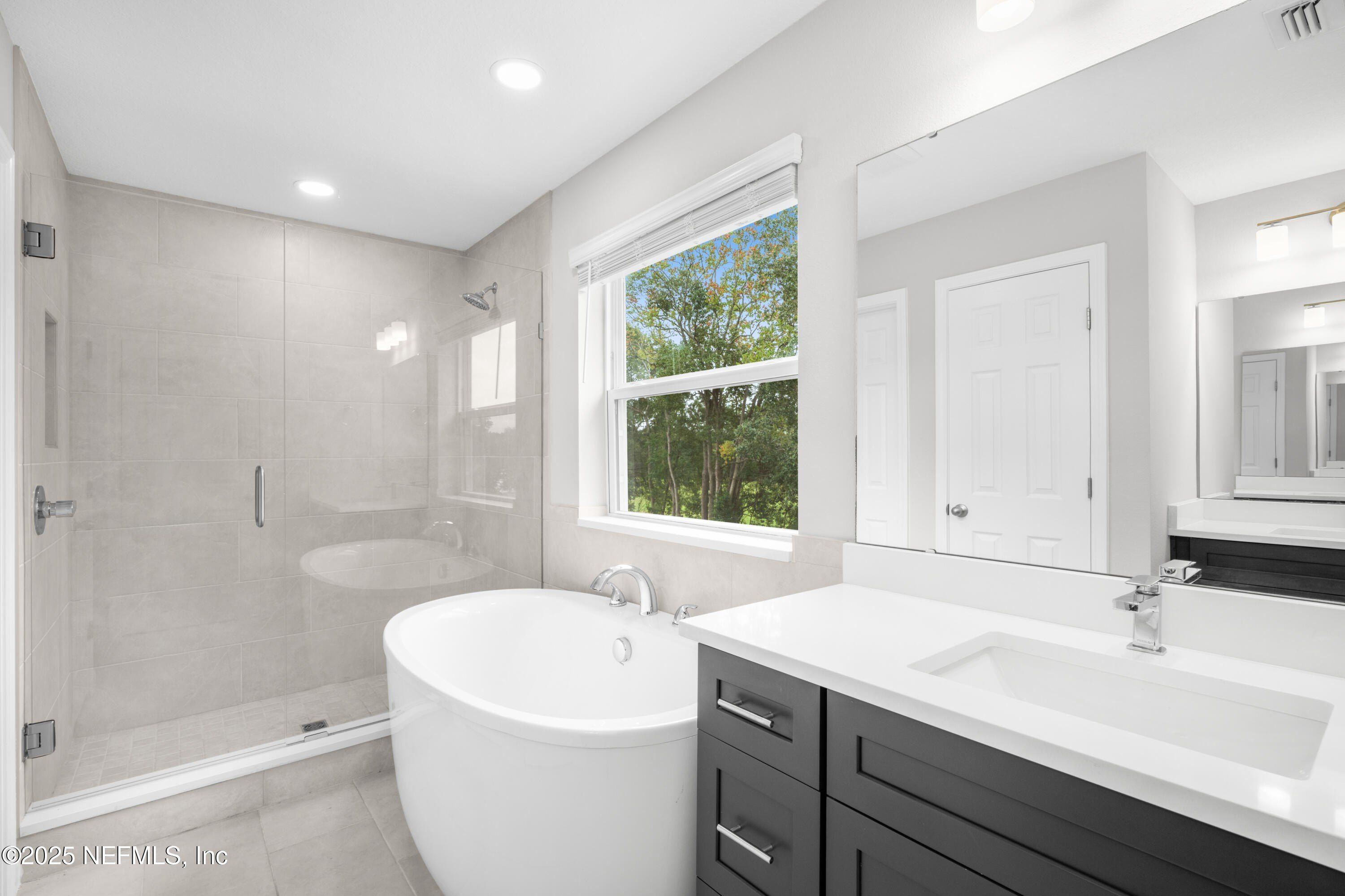 8650 Crystalline Lane. Jacksonville, FL 32221