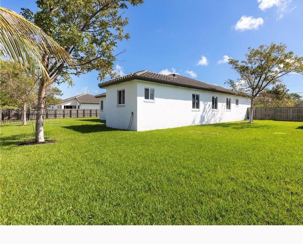 9341 Sw 174Th St. Palmetto Bay, FL 33157