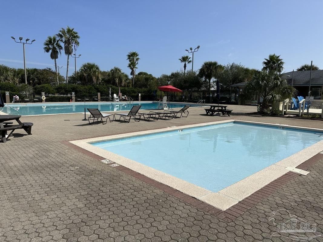 6576 Liberty St. Navarre, FL 32566