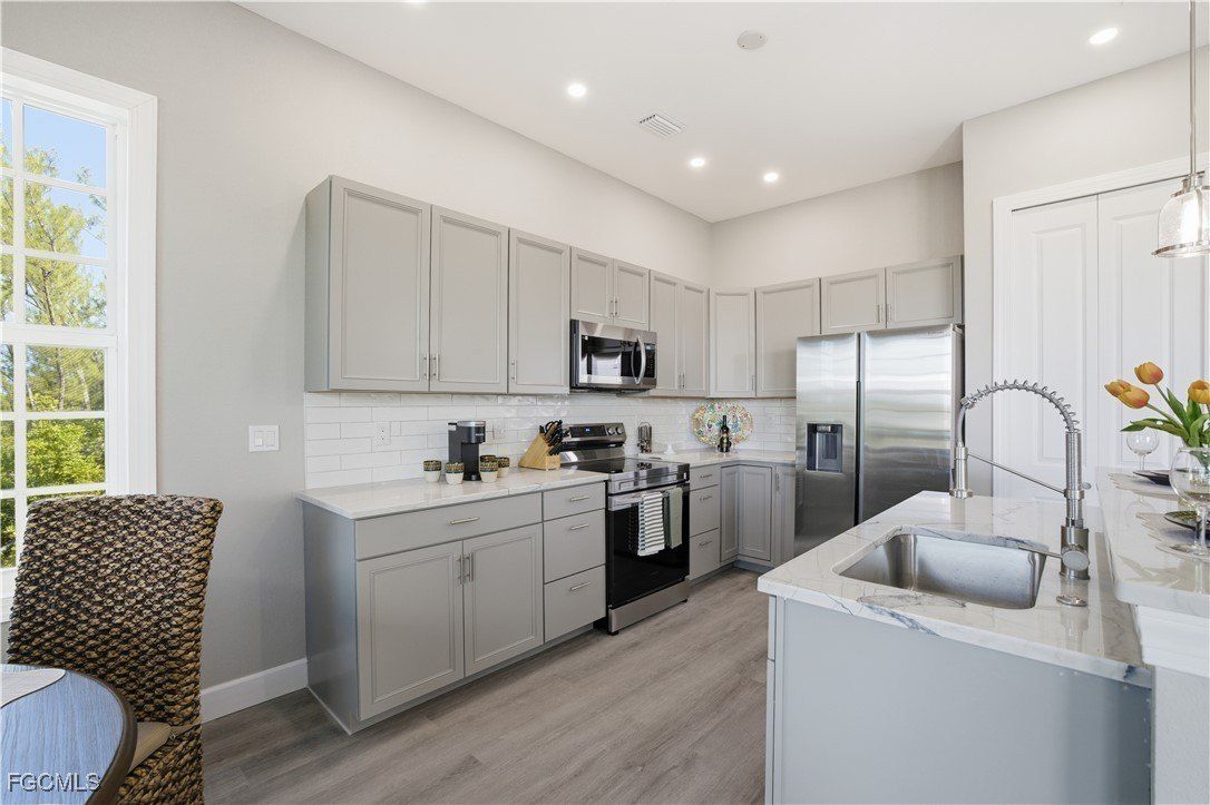 3811 Crestwell Court. St James City, FL 33956