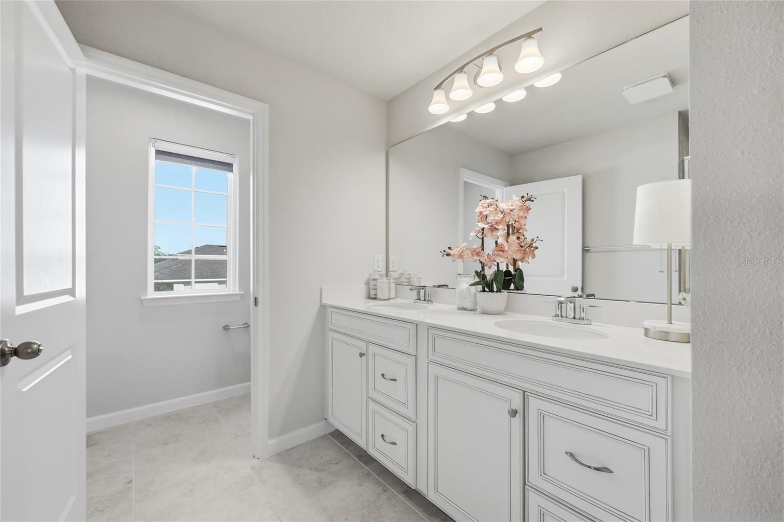 5000 Bear Lake Loop. Deland, FL 32724