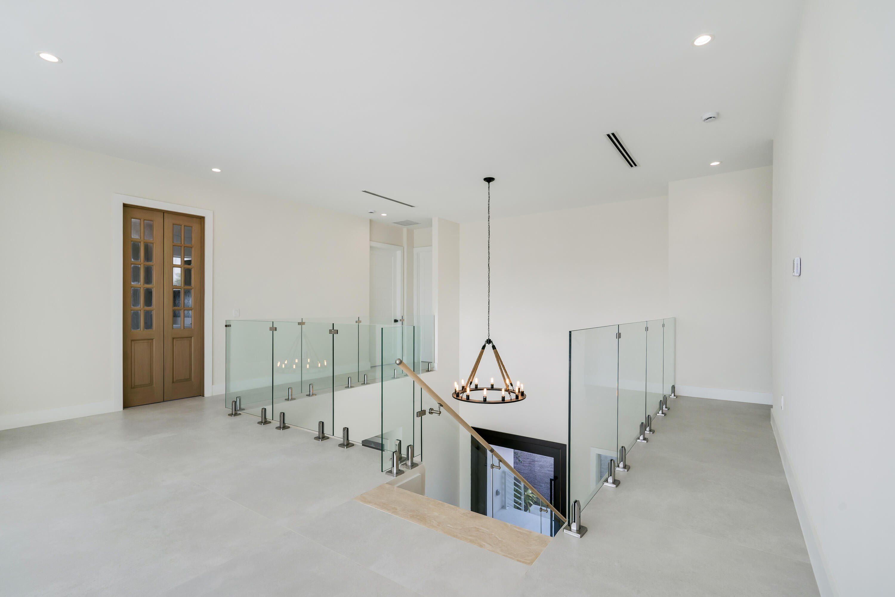 117 Leoni Drive. Plantation Key, FL 33036