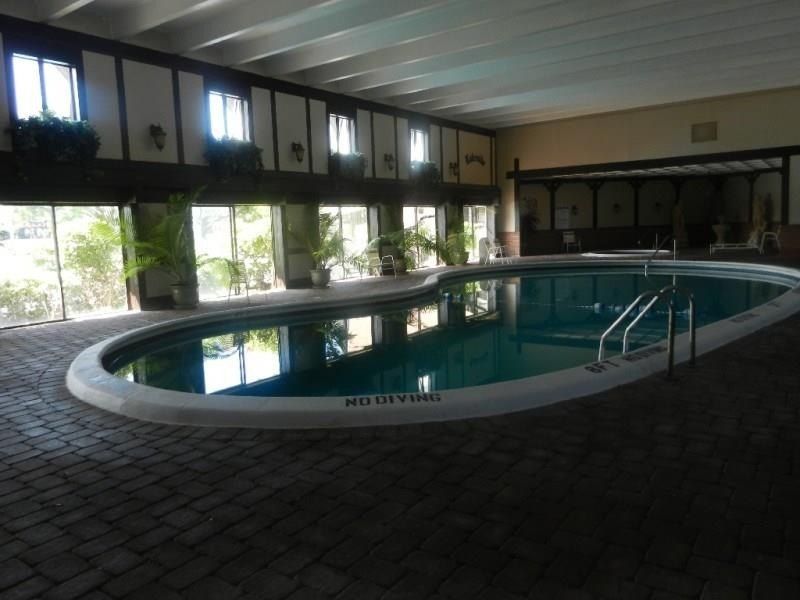 3760 Inverrary Dr. Lauderhill, FL 33319