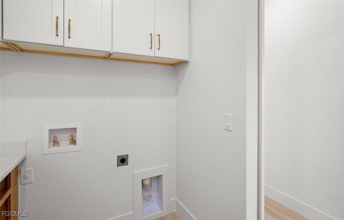 2310 Columbus Avenue. Alva, FL 33920