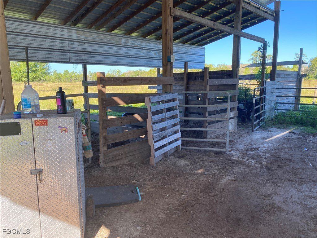 615 Kirby Thompson Road. Fort Denaud, FL 33935