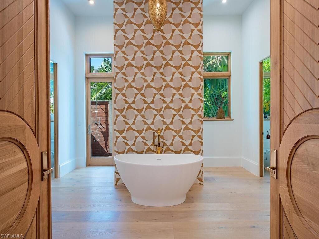 860 Admiralty Parade. Naples, FL 34102