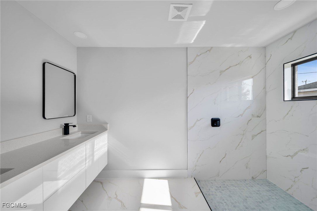 2603 36Th Street Sw. Lehigh Acres, FL 33976