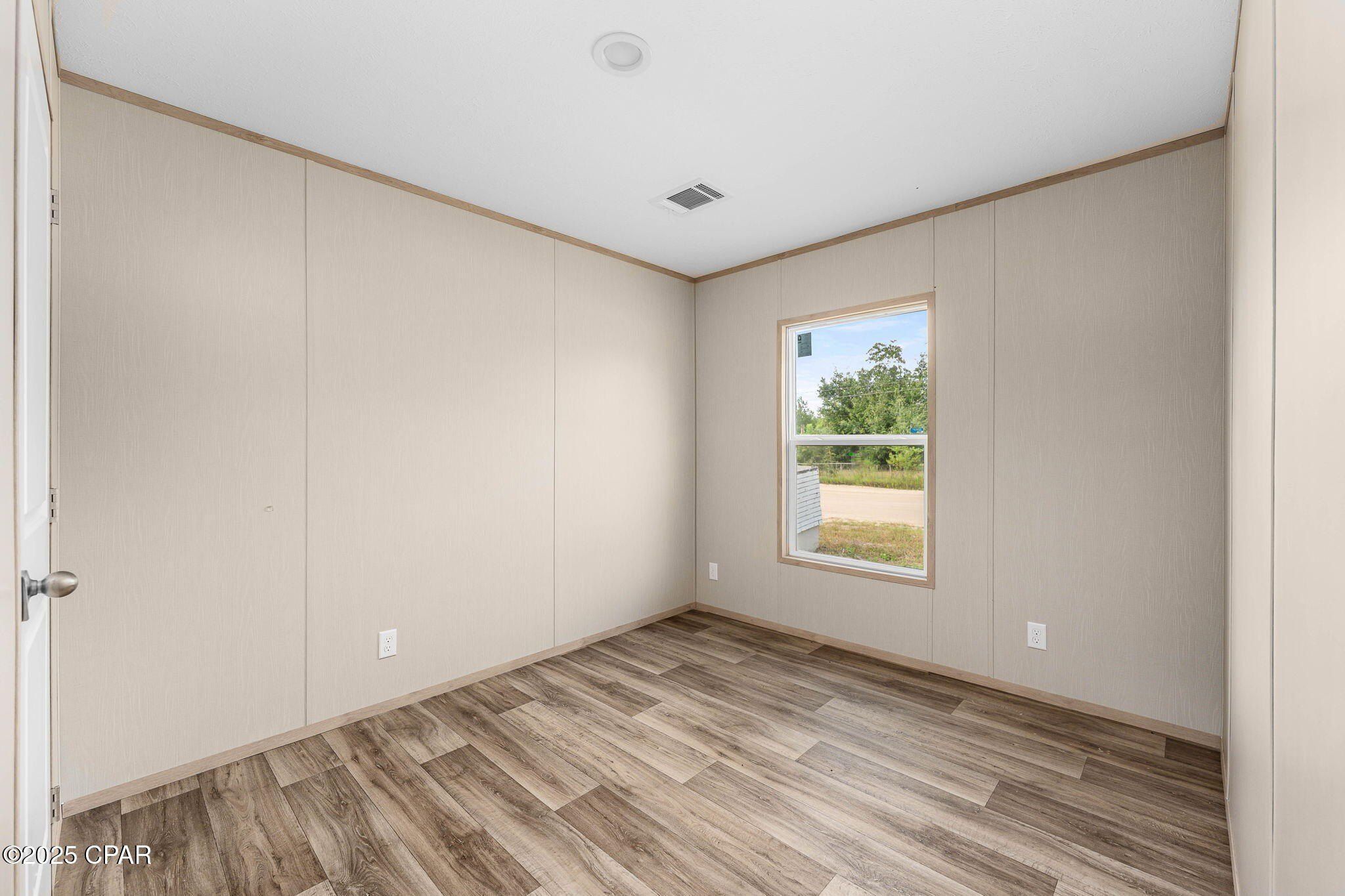 6420 Oakenshaw Dr. Youngstown, FL 32466