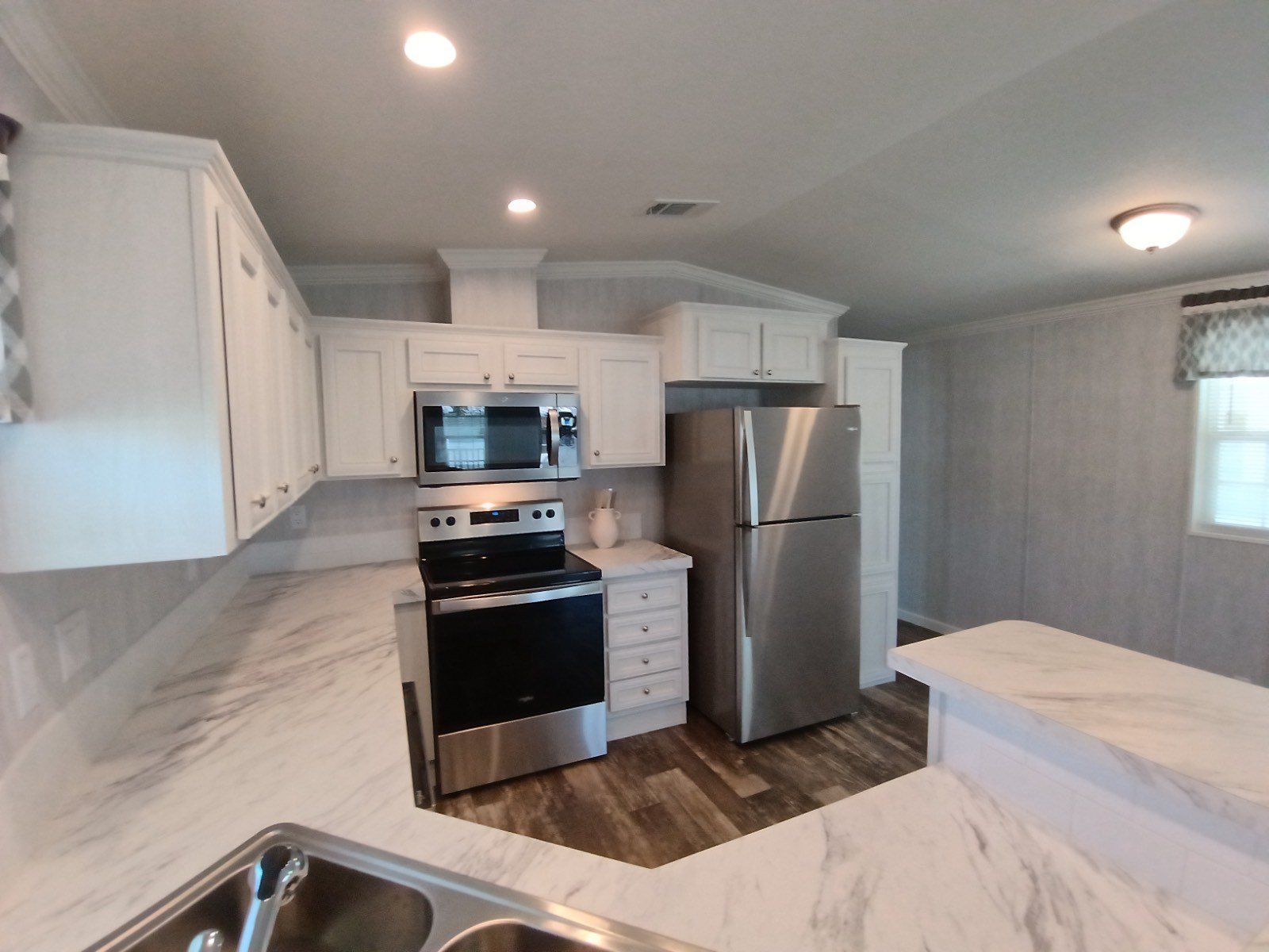 4425 Us Hwy 441 S Lot 34. Okeechobee, FL 34974