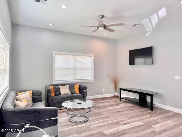 1409 E 6Th Court. Panama City, FL 32401