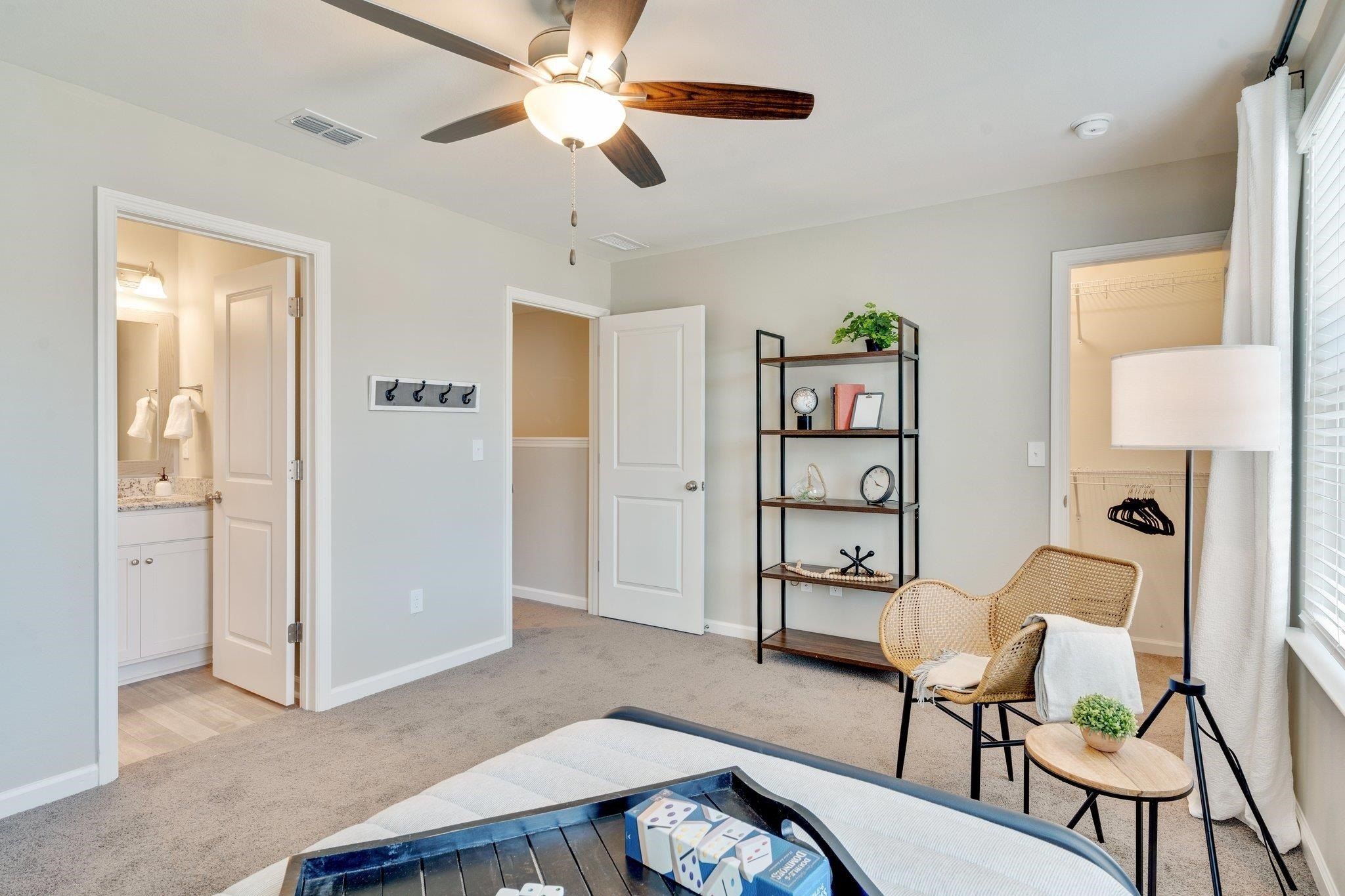 1970 Greencastle Lane Unit 704. Tallahassee, FL 32304