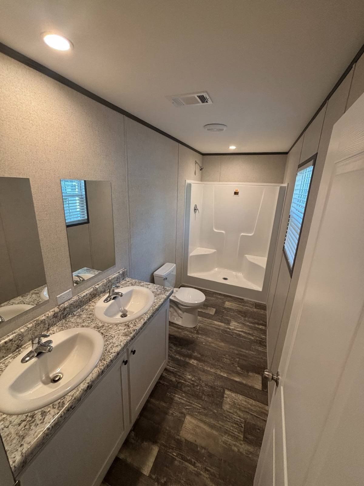 6121 Collins Rd. Jacksonville, FL 32244