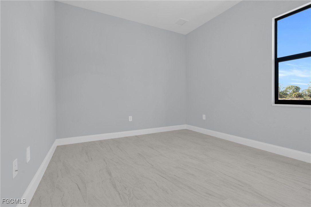 3605 E 6Th Street. Lehigh Acres, FL 33972