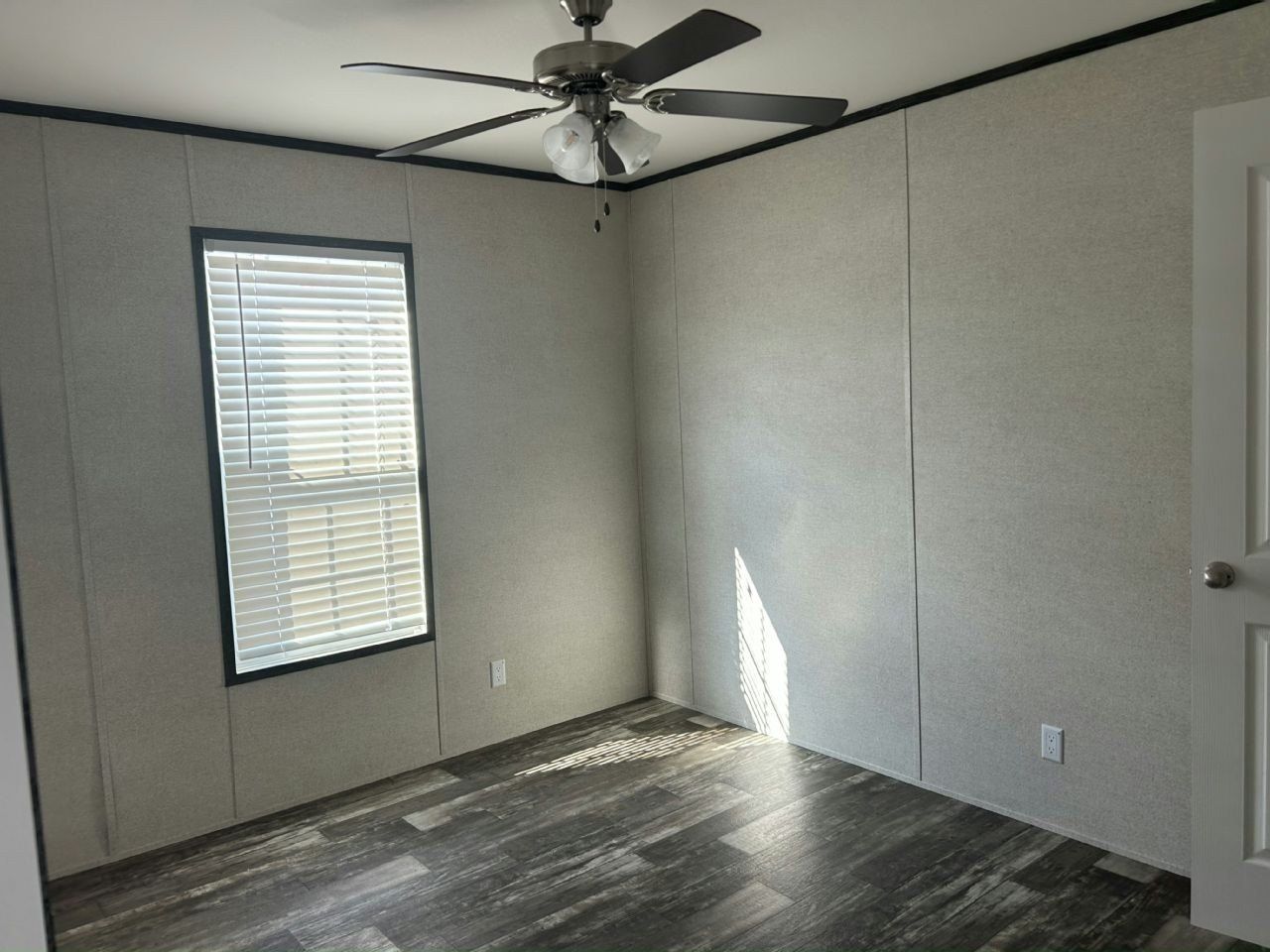 14261 Isoba Ct. Tampa, FL 33613