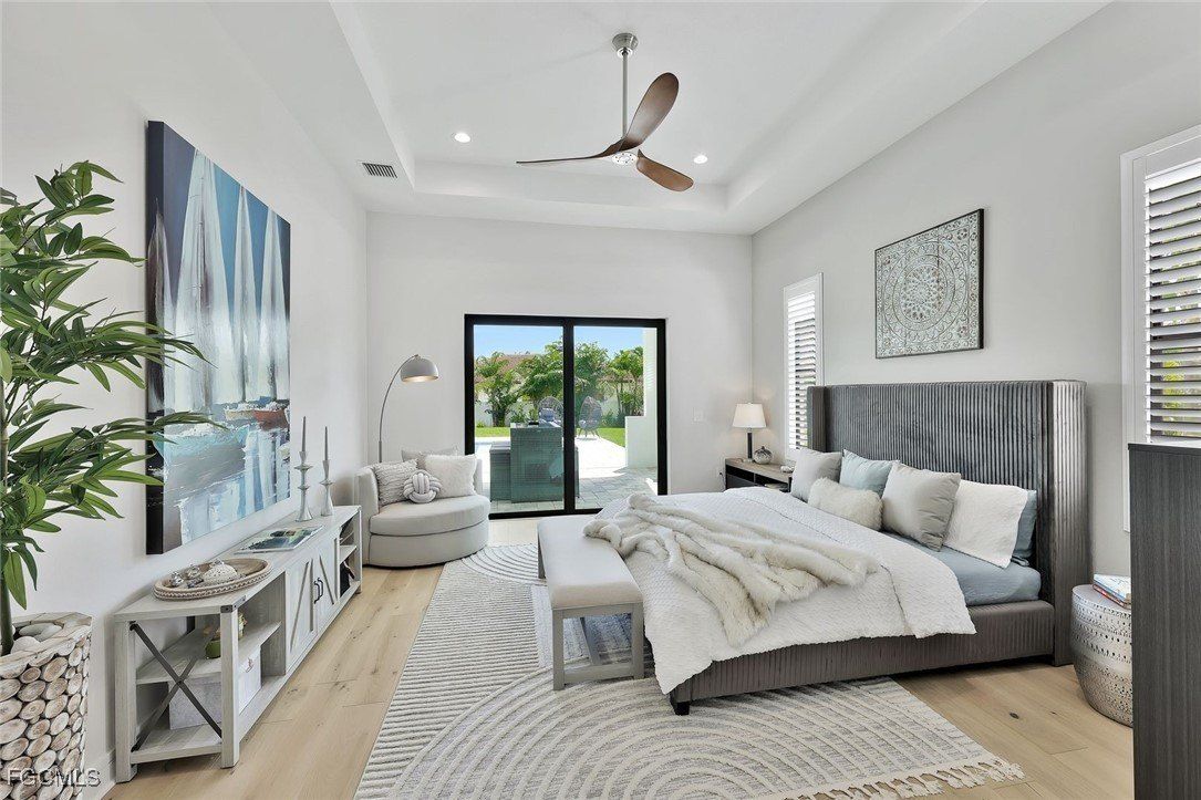 1337 Caloosa Drive. Fort Myers, FL 33901