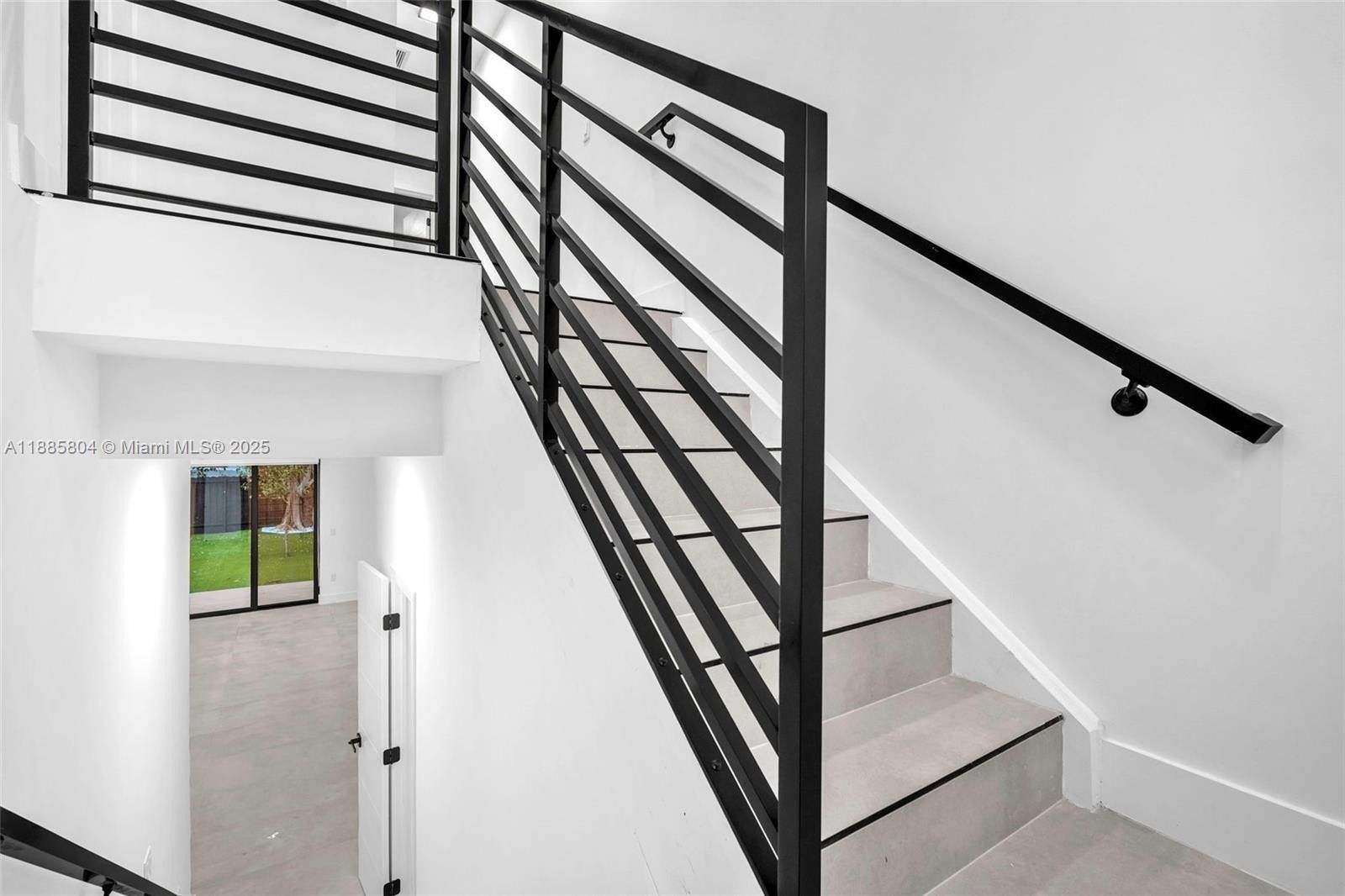 919 Nw 55Th St. Miami, FL 33127