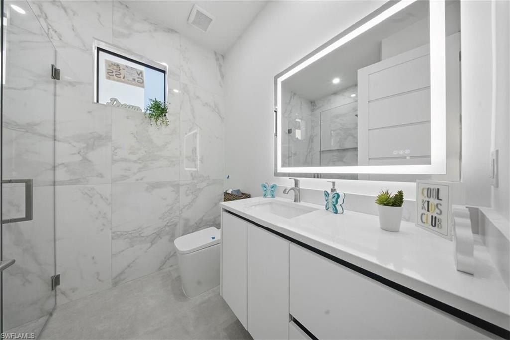 702 Irving. Lehigh Acres, FL 33971