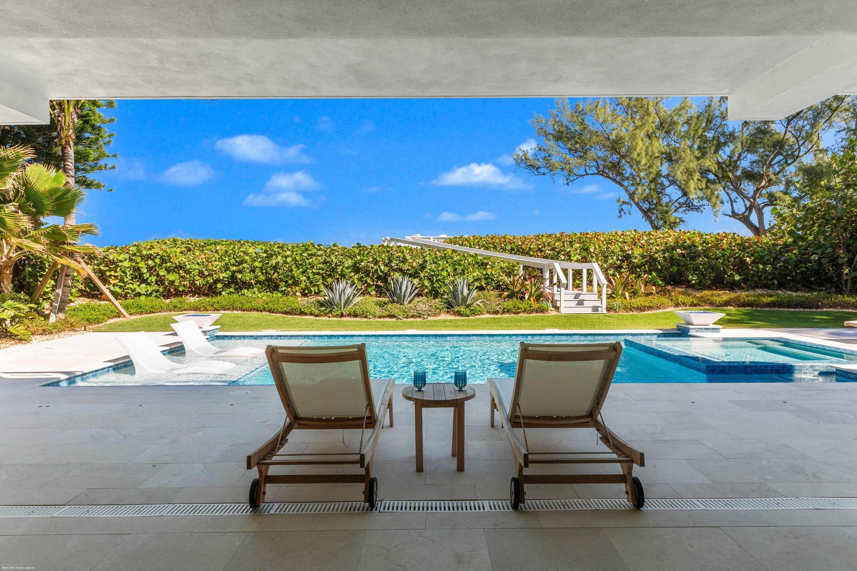 Xxx N Beach Road. Jupiter Island, FL 33455