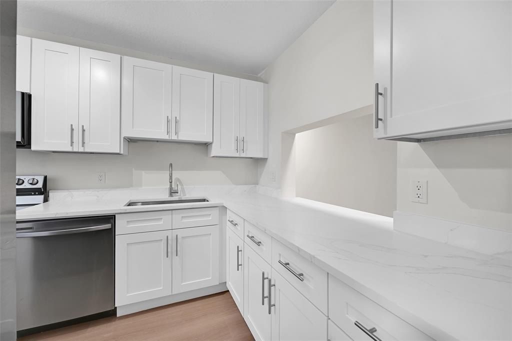 8411 Forest Hills Dr. Coral Springs, FL 33065