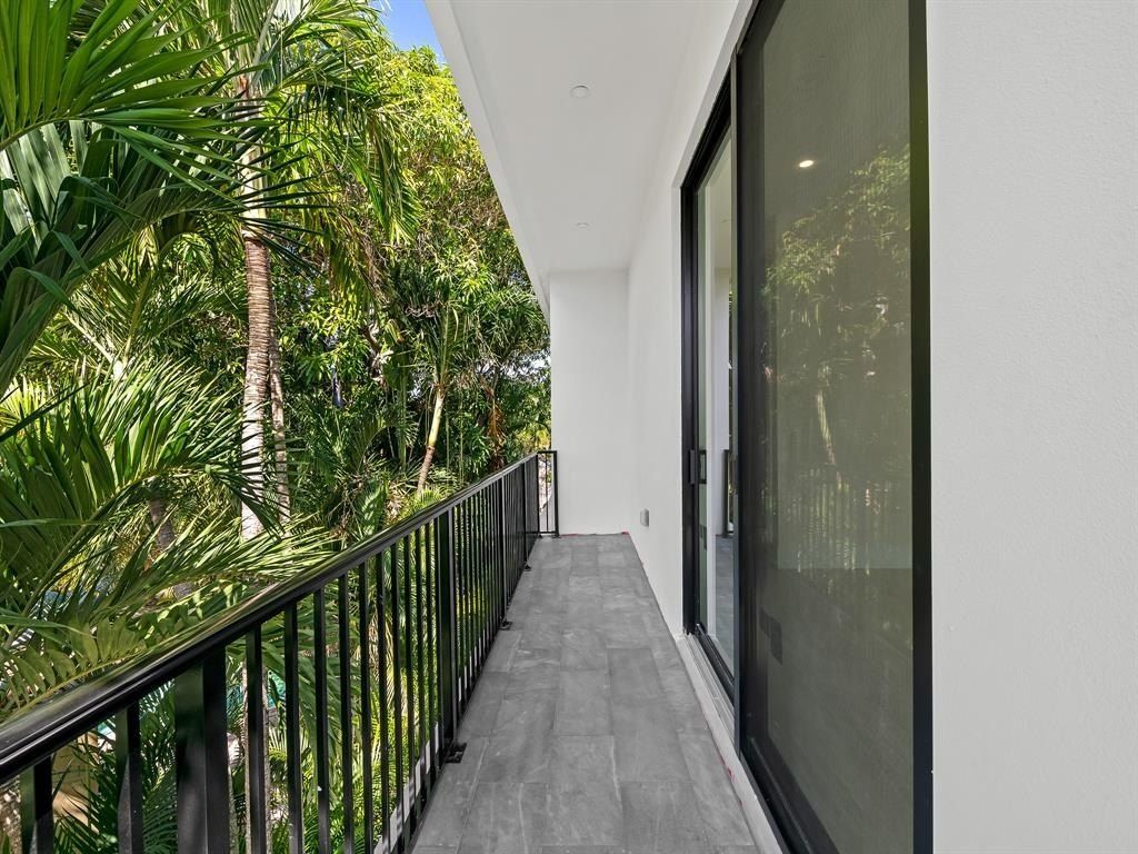 1401 Ne 16Th Ave. Fort Lauderdale, FL 33304