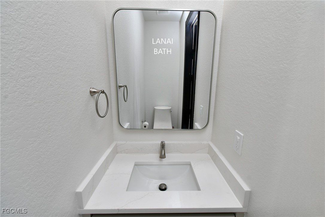 907 Sw 15Th Place. Cape Coral, FL 33991