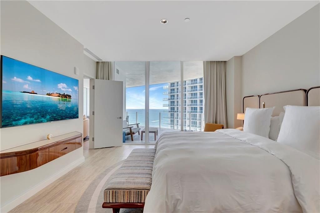 525 N Ft Lauderdale Beach Blvd. Fort Lauderdale, FL 33304